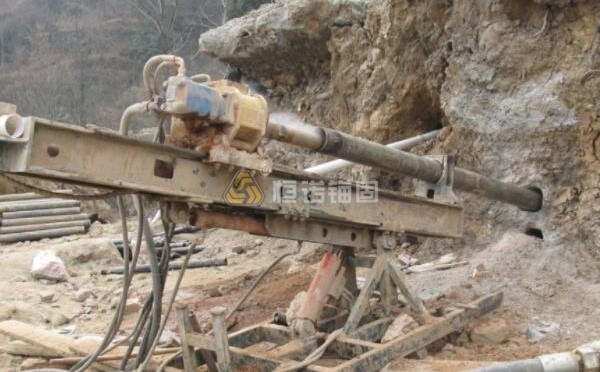 跟管鉆進(jìn)施工方法