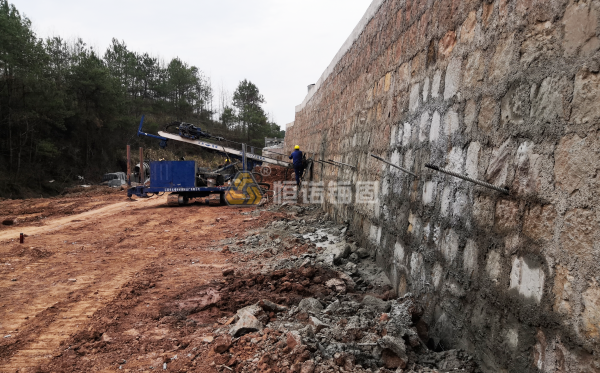 邊坡支護方式有哪些？各有什么優(yōu)缺點？