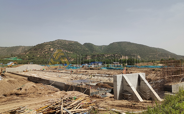 自鉆式錨桿支護(hù)，自進(jìn)式錨桿專用鉆機(jī)施工